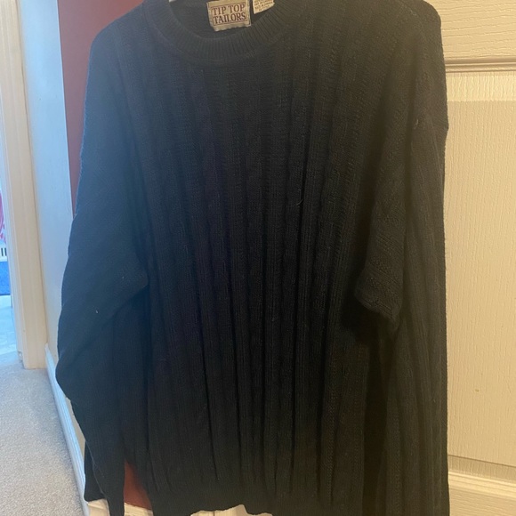 Sweater - Picture 2 of 3